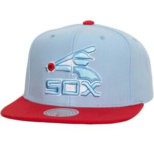 Chicago WhiteSox Mitchell & Ness Hometown SnapBack cap